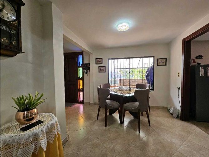 Casa de 4 alcobas en venta en El Salado, Envigado, 260 m² · foto 11 de 24