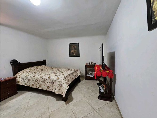 Casa de 4 alcobas en venta en El Salado, Envigado, 260 m² · foto 17 de 24