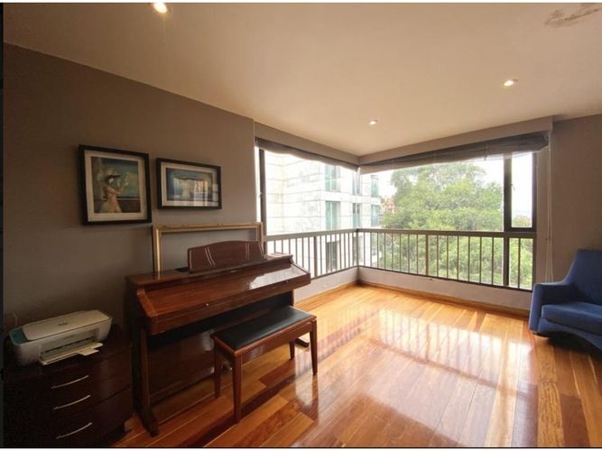 Apartamento de 4 alcobas en venta en Los Rosales, Bogotá, 411 m² · foto 22 de 24