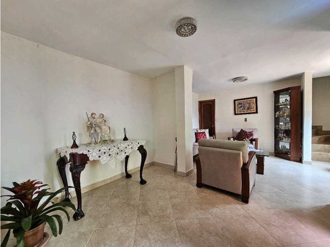 Casa de 4 alcobas en arriendo en Simon Bolivar, Envigado, 260 m² · foto 19 de 24