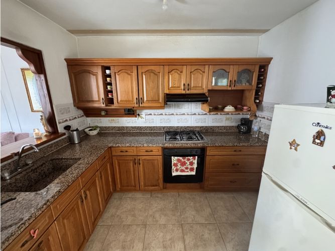 Casa de 5 alcobas en venta en El Retiro, 124 m² · foto 3 de 10