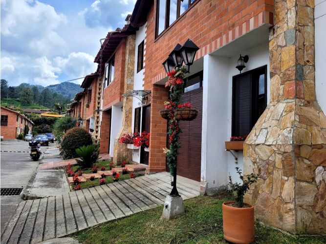 Casa de 5 alcobas en venta en El Retiro, 124 m² · foto 9 de 10