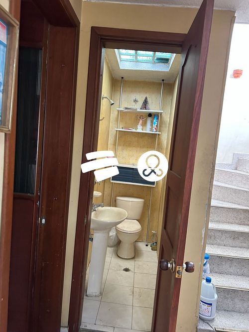 Casa de 5 alcobas en venta en Cristales, Cali, 174 m² · foto 2 de 11