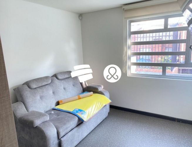 Casa de 4 alcobas en venta en Fontibon, Bogotá, 240 m² · foto 7 de 10