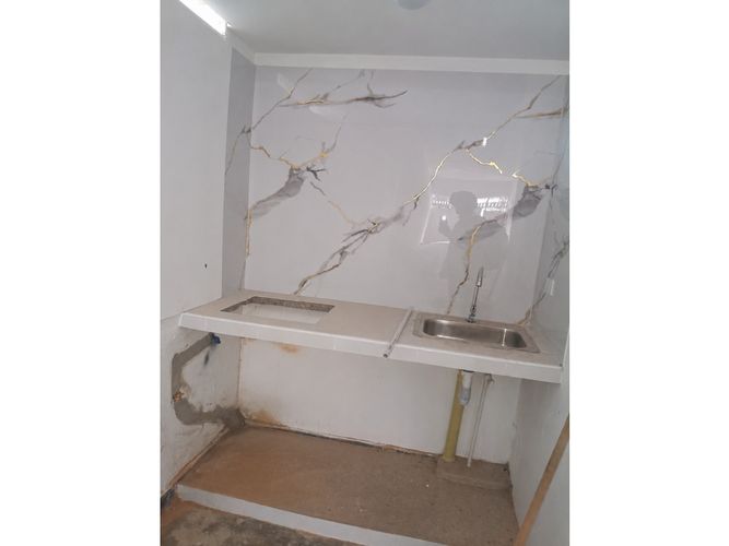 Local en arriendo en Granjas De Provenza, Bucaramanga, 90 m² · foto 4 de 7