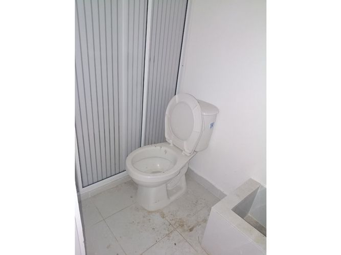 Local en arriendo en Granjas De Provenza, Bucaramanga, 90 m² · foto 7 de 7