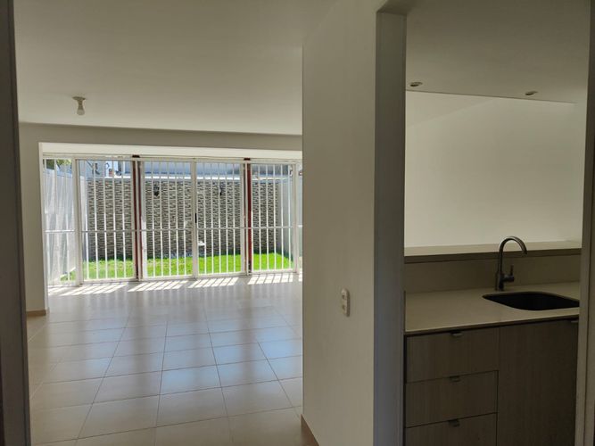 Casa de 3 alcobas en venta en Ciudad Country, Jamundí, 115 m² · foto 3 de 24
