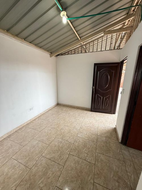 Casa de 10 alcobas en venta en Santa Elena, Cali, 540 m² · foto 16 de 19