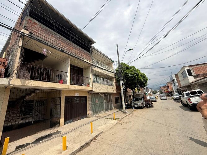 Casa de 10 alcobas en venta en Santa Elena, Cali, 540 m² · foto 19 de 19