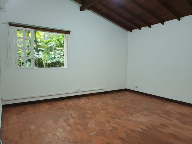 Casa en arriendo en El Poblado, Medellín · foto 9 de 23