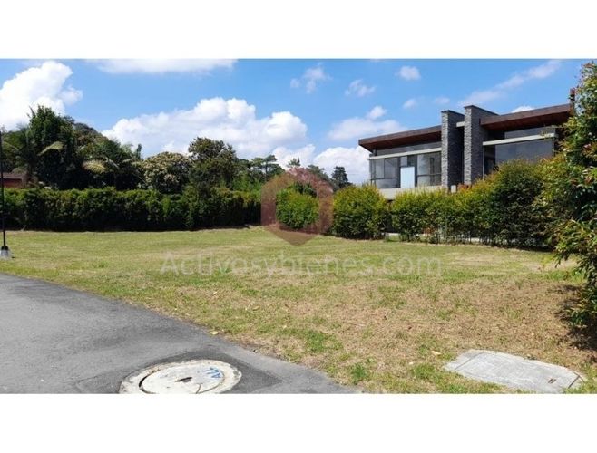Lote en venta en Llano Grande, Rionegro, 700 m² · foto 2 de 9