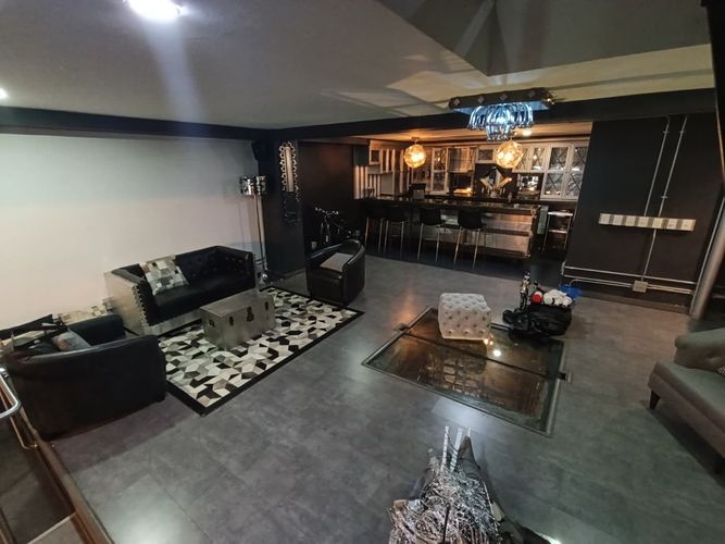 Local en arriendo en El Poblado, Medellín, 346 m² · foto 15 de 20
