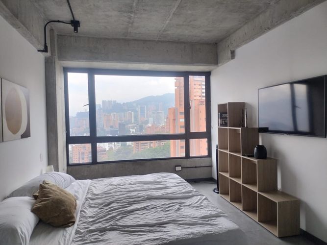 Apartamento de 2 alcobas en arriendo en El Poblado, Medellín, 104 m² · foto 12 de 17