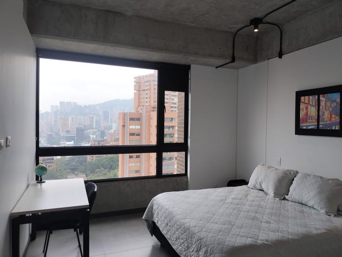 Apartamento de 2 alcobas en arriendo en El Poblado, Medellín, 104 m² · foto 15 de 17