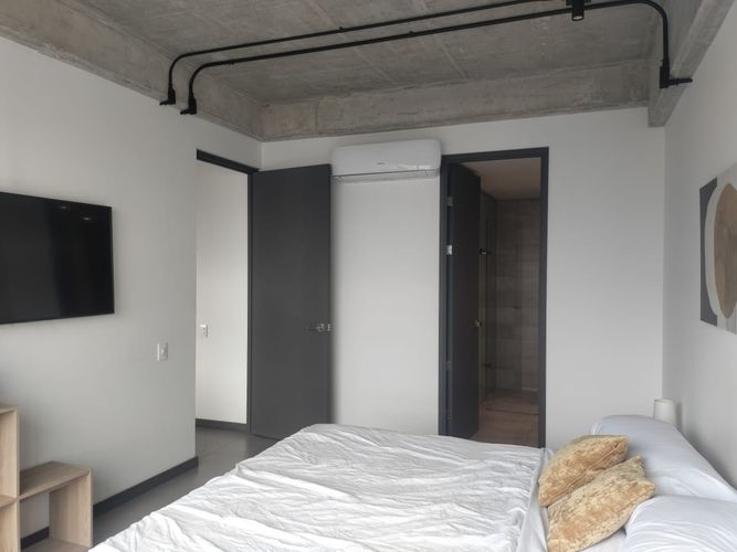 Apartamento de 2 alcobas en arriendo en El Poblado, Medellín, 104 m² · foto 14 de 17