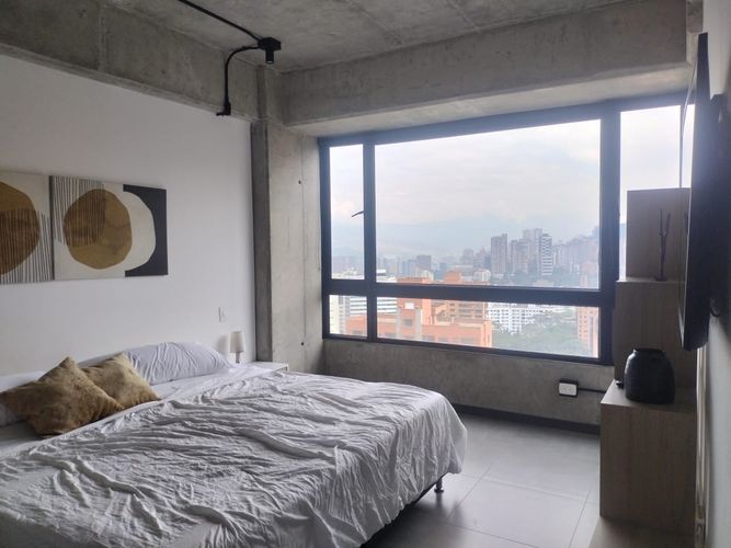 Apartamento de 2 alcobas en arriendo en El Poblado, Medellín, 104 m² · foto 9 de 17