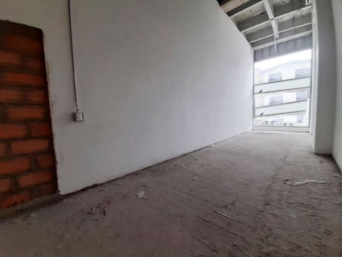 Local en arriendo en Los Naranjos, Itagüí, 41 m² · foto 2 de 5