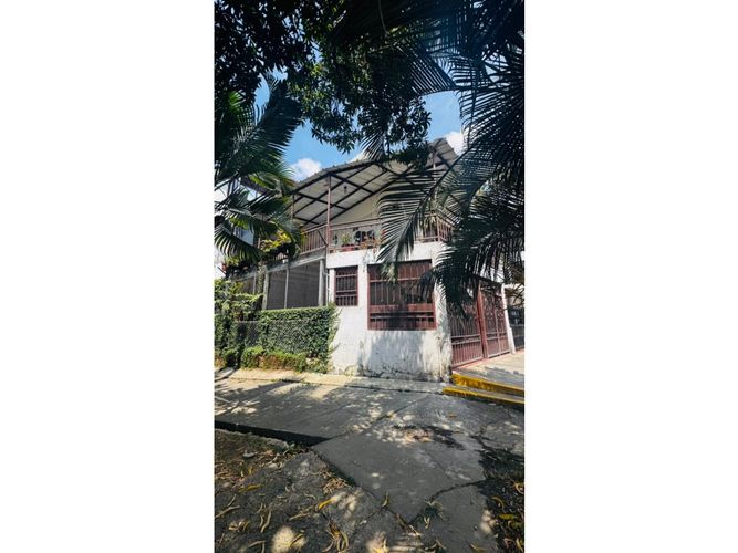Casa de 6 alcobas en venta en Brisas De Los Alamos, Cali, 250 m² · foto 5 de 24