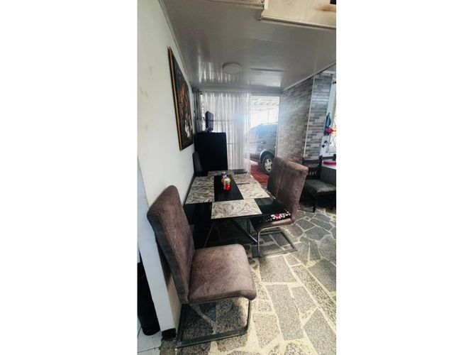 Casa de 6 alcobas en venta en Brisas De Los Alamos, Cali, 250 m² · foto 17 de 24