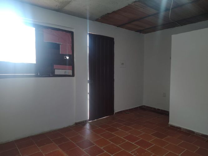 Casa de 2 alcobas en venta en Pisarreal, Los Patios, 99 m² · foto 17 de 18