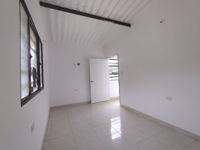 Casa de 2 alcobas en venta en Pisarreal, Los Patios, 99 m² · foto 18 de 18