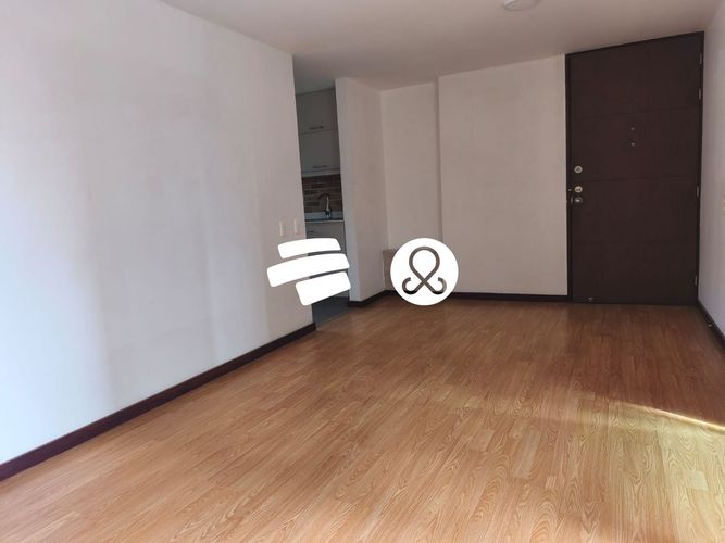 Apartamento de 3 alcobas en venta en El Poblado, Medellín, 77 m² · foto 2 de 24
