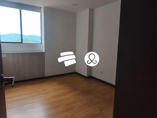 Apartamento de 3 alcobas en venta en El Poblado, Medellín, 77 m² · foto 14 de 24
