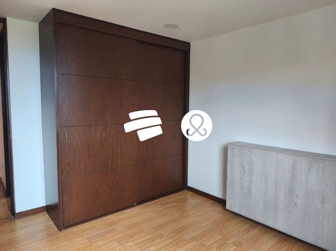 Apartamento de 3 alcobas en venta en El Poblado, Medellín, 77 m² · foto 19 de 24