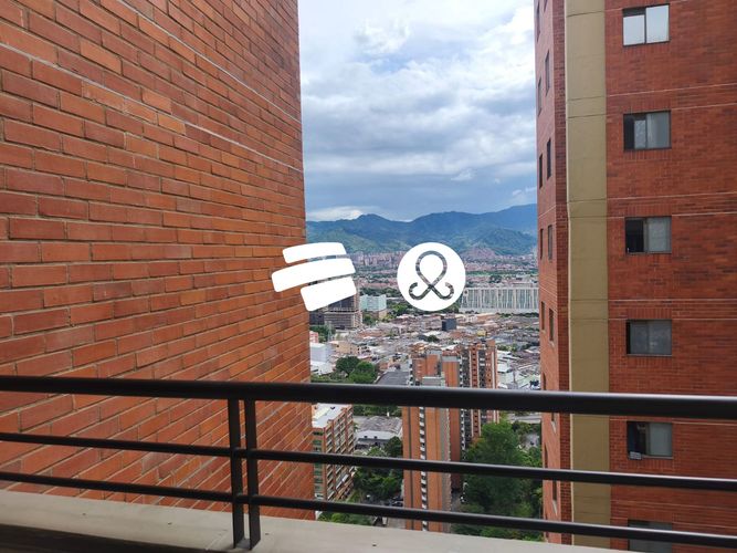 Apartamento de 3 alcobas en venta en El Poblado, Medellín, 77 m² · foto 23 de 24