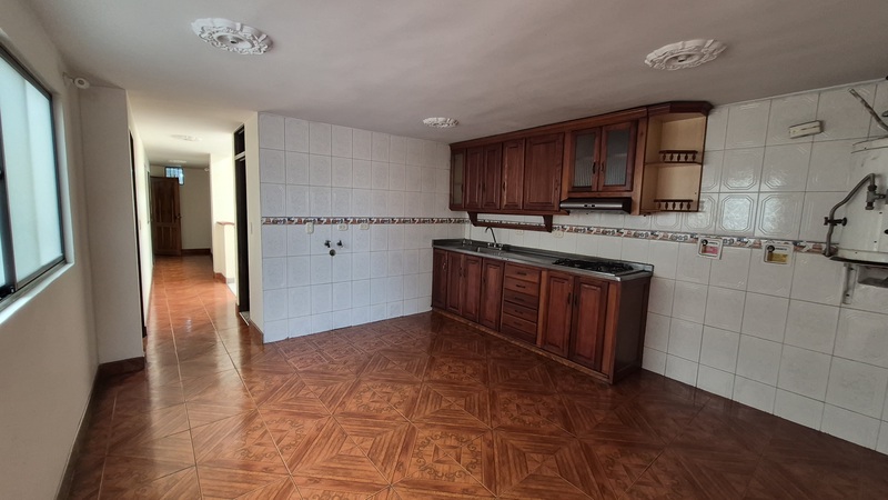 3BR House in El Carmelo (100 m²) - 2