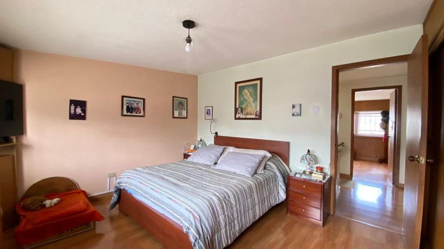 Casa en venta en Los Andes, Bogotá · foto 4 de 24