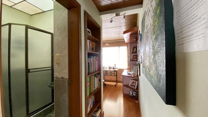 Casa en venta en Los Andes, Bogotá · foto 6 de 24
