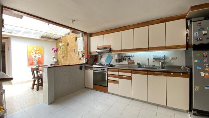 Casa en venta en Los Andes, Bogotá · foto 12 de 24