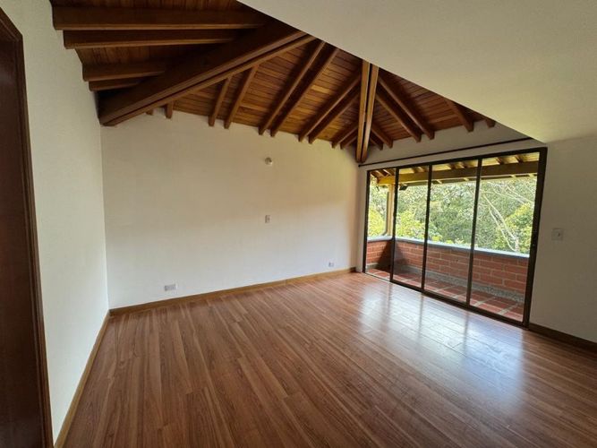 Casa de 4 alcobas en venta en Los Salados, El Retiro · foto 5 de 24