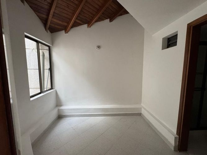 Casa de 4 alcobas en venta en Los Salados, El Retiro · foto 6 de 24