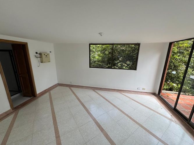 Casa de 4 alcobas en venta en Los Salados, El Retiro · foto 23 de 24