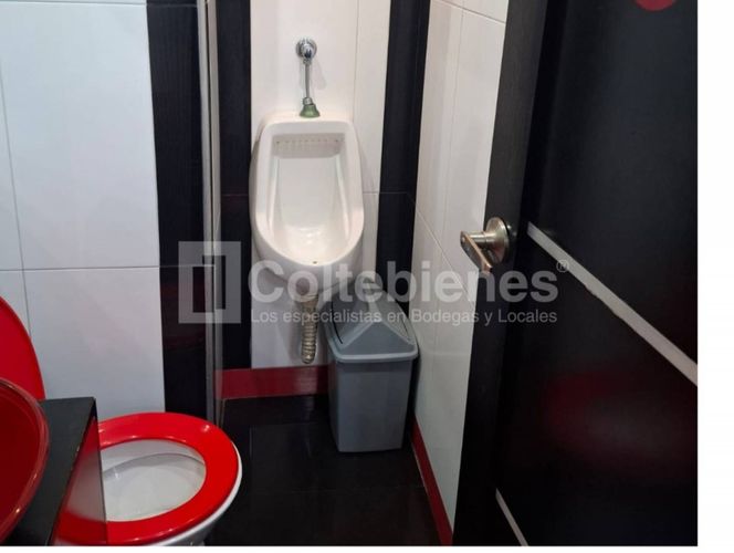 Local en arriendo en La Candelaria, Medellín, 75 m² · foto 21 de 24