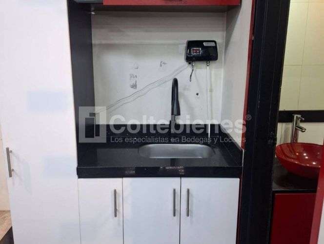 Local en arriendo en La Candelaria, Medellín, 75 m² · foto 23 de 24