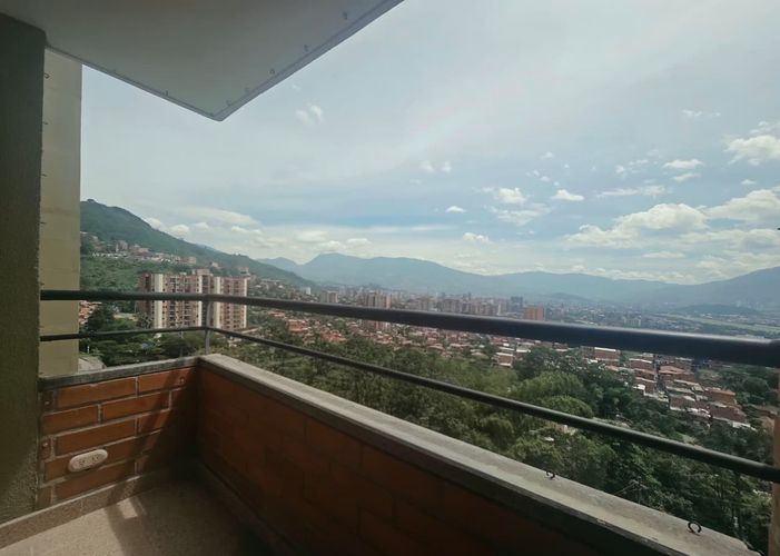 Apartamento de 3 alcobas en venta en Belén, Medellín, 59 m² · foto 18 de 18