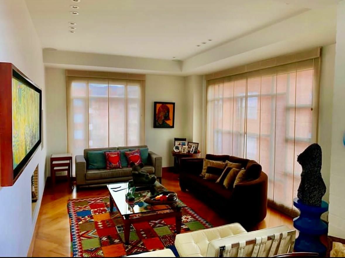 Apartamento en venta en Chicó Navarra, Bogotá · foto 2 de 23