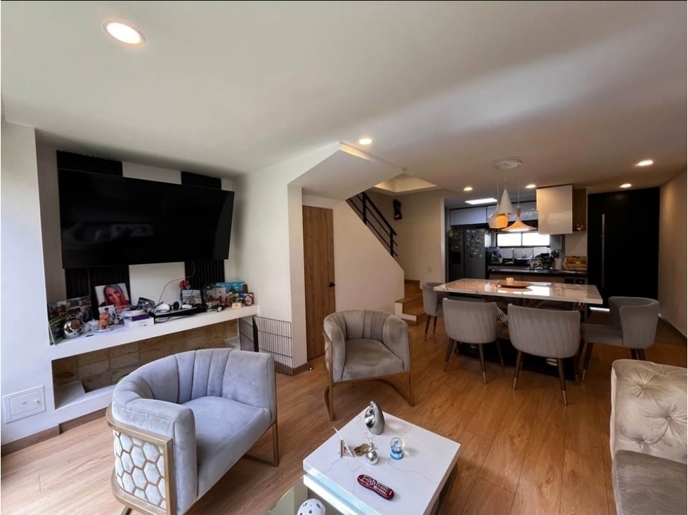 Casa en venta en Laura Vicuña, Chía