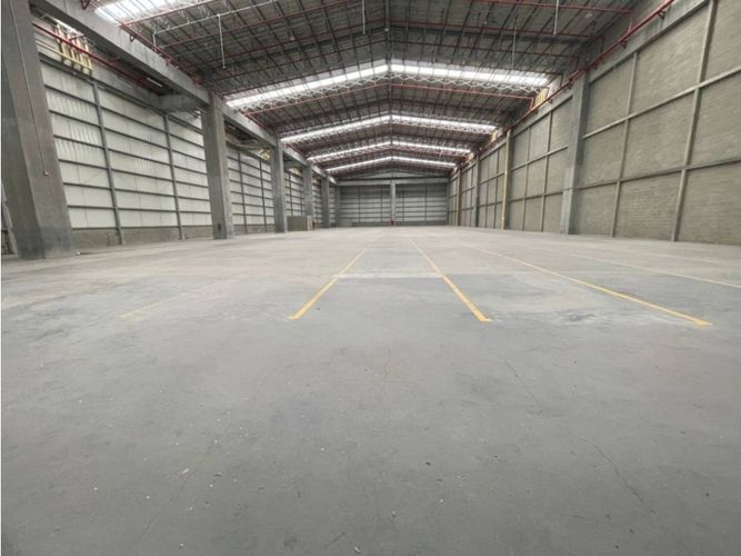 Bodega en arriendo en Caqueta, La Estrella · foto 2 de 20