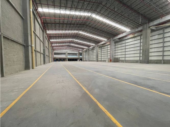 Bodega en arriendo en Caqueta, La Estrella · foto 14 de 20