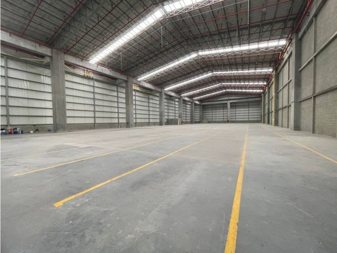 Bodega en arriendo en Caqueta, La Estrella · foto 15 de 20