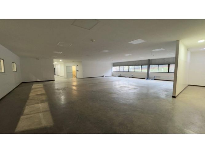 Bodega en arriendo en Caqueta, La Estrella · foto 10 de 22