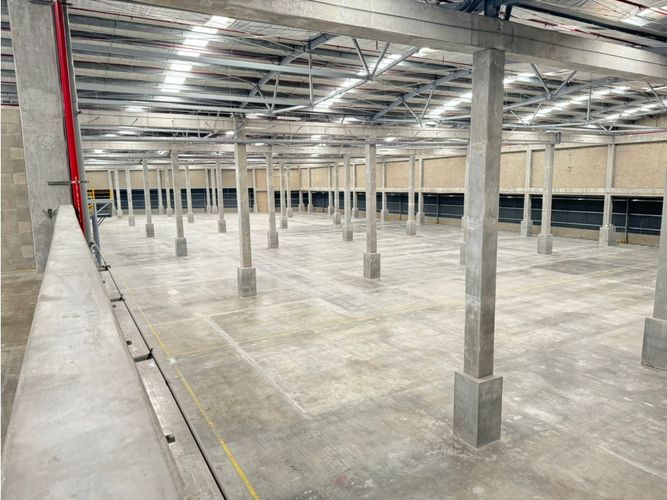 Bodega en arriendo en Caqueta, La Estrella, 4749 m² · foto 11 de 20