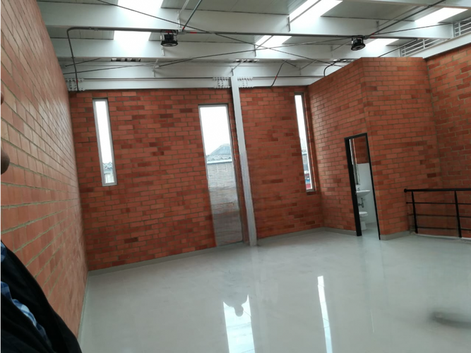 Bodega en venta en Corabastos, Zipaquirá, 139 m² · foto 3 de 10