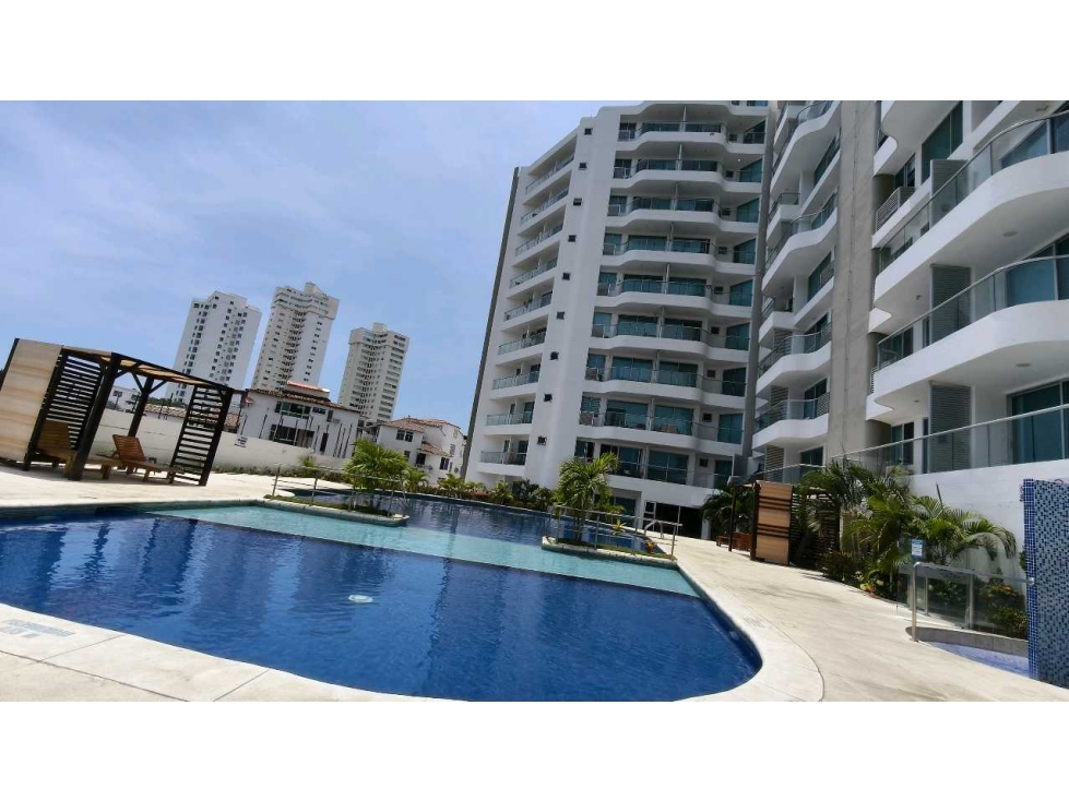 Apartamento en venta en Rodadero Sur, Santa Marta · foto 2 de 24