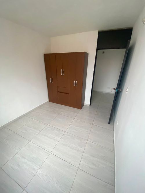 Apartamento de 3 alcobas en venta en Conjunto Residencial Piamonte, Madrid, 59 m² · foto 6 de 12