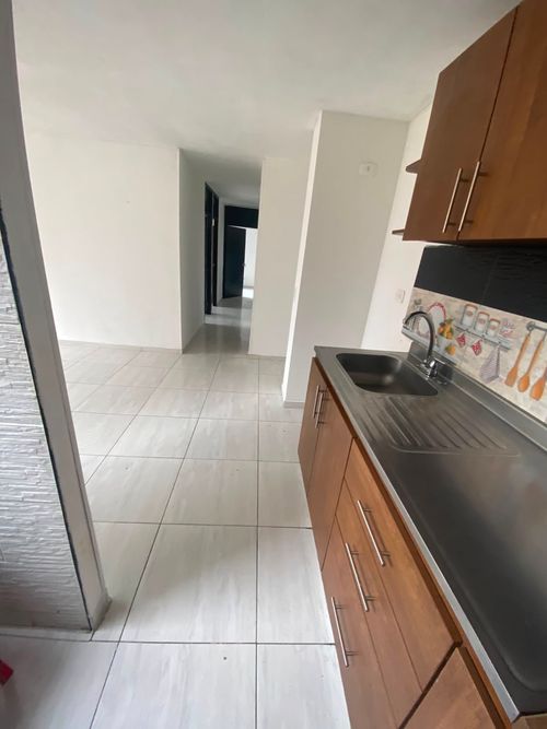 Apartamento de 3 alcobas en venta en Conjunto Residencial Piamonte, Madrid, 59 m² · foto 11 de 12